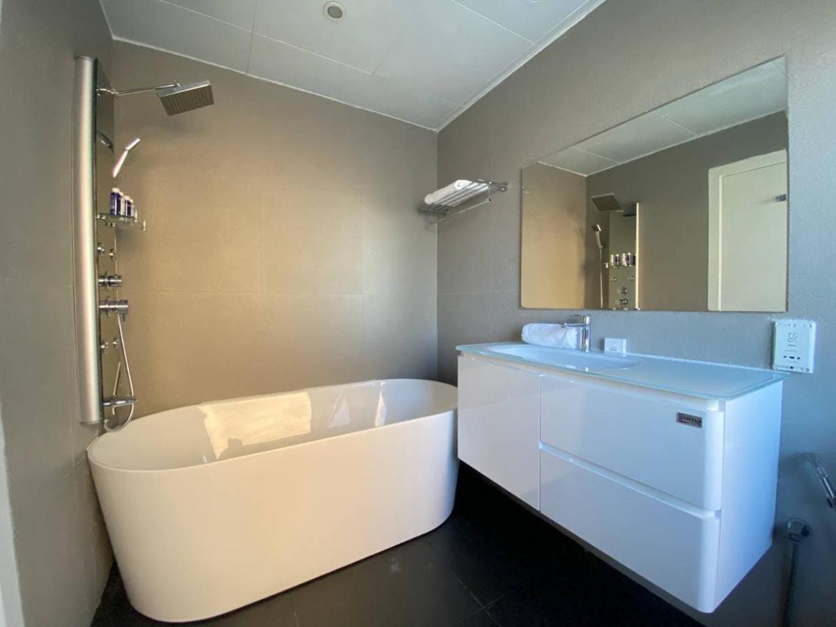 Luxury Jbr Apartments , Beach , Pool , Parking 두바이 외부 사진